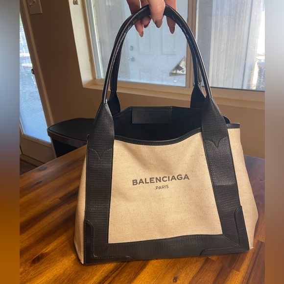 Balenciaga Paris Tote Bag Handbag Black and Cream Authentic - Picture 8 of 12